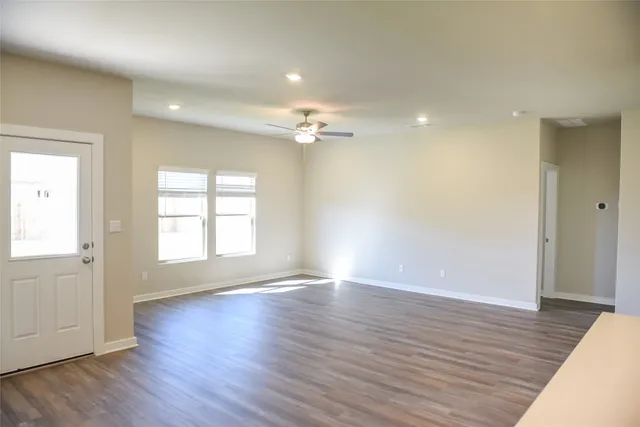 $389,000 | 156 Ayres Horn, Cedar Creek, TX 78612