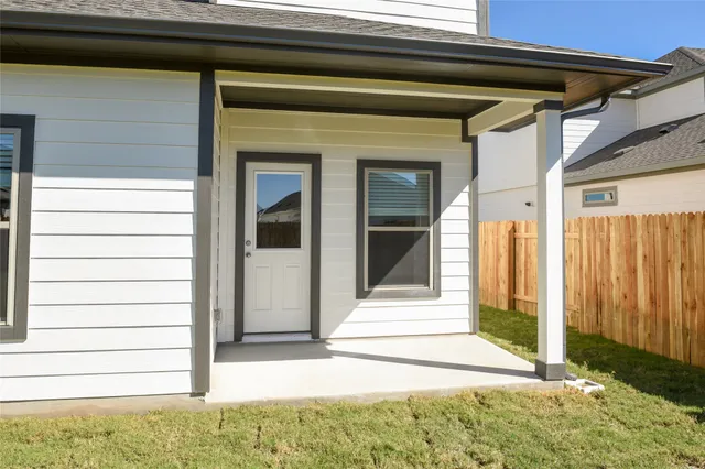 $389,000 | 156 Ayres Horn, Cedar Creek, TX 78612