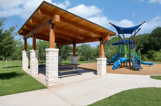 $389,000 | 156 Ayres Horn, Cedar Creek, TX 78612