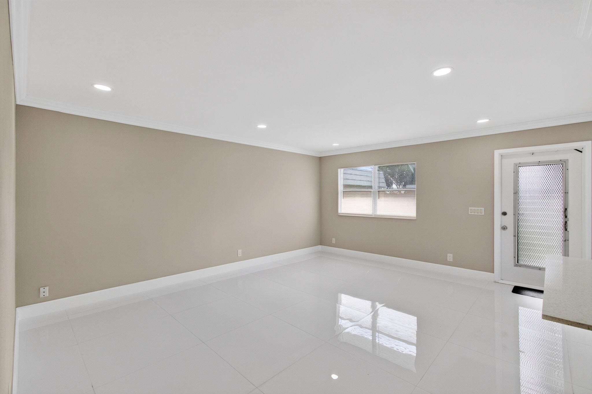 429 Flanders I Delray Beach, FL 33484 - Photo 10 of 84 12-web-or-mls-DSC_1147