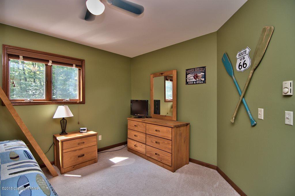 2124 Blue Ox Road Pocono Pines, PA 18350 - Photo 17 of 23 Bedroom 2