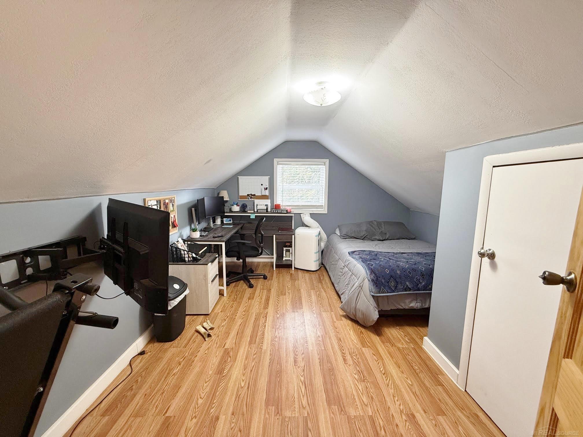 695 Wedge Road Sandusky, MI 48471 - Photo 20 of 28 50160837-8a8ad1db-b8a9-44d1-87e5-fa19d846a334.JPG