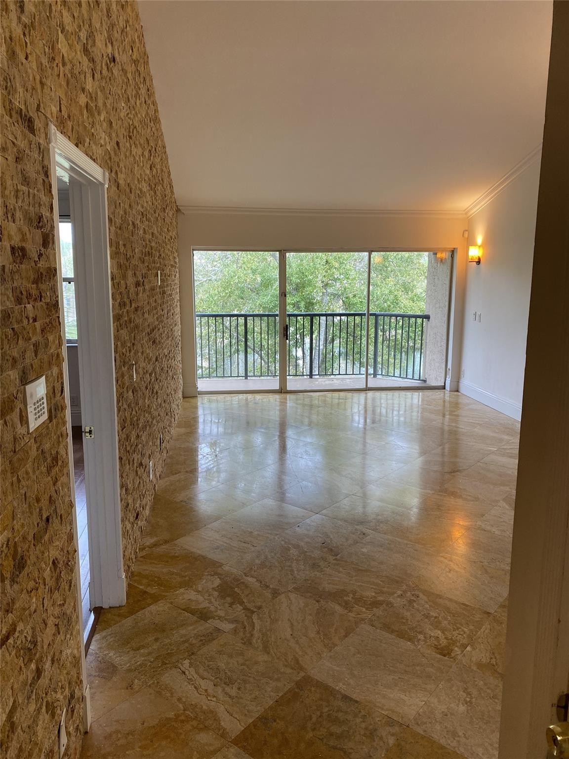 8977 Wiles Road, Unit 308 Coral Springs, FL 33067 - Photo 3 of 23 Photo 3