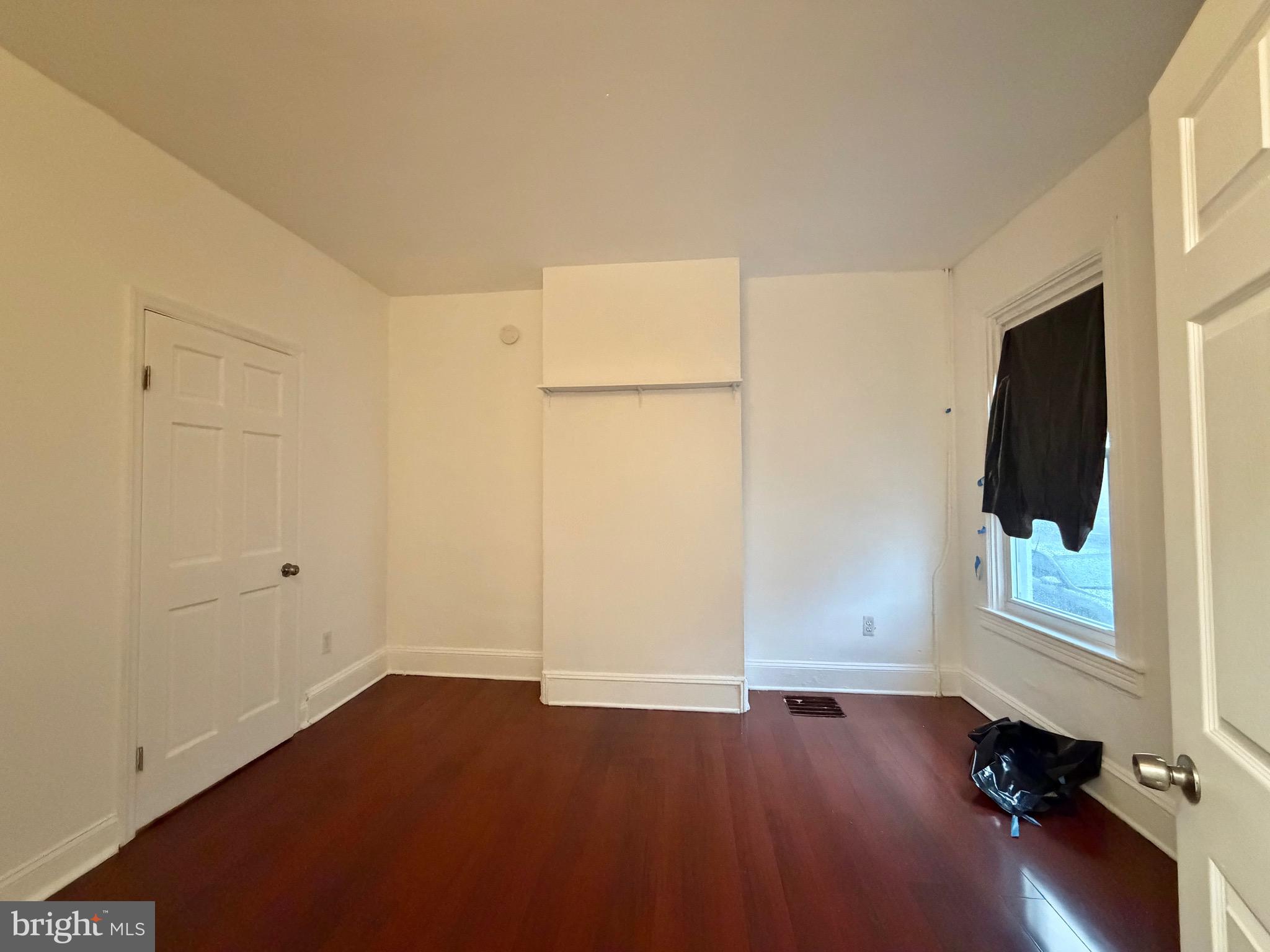 122 Landing Street Trenton, NJ 08611 - Photo 3 of 23