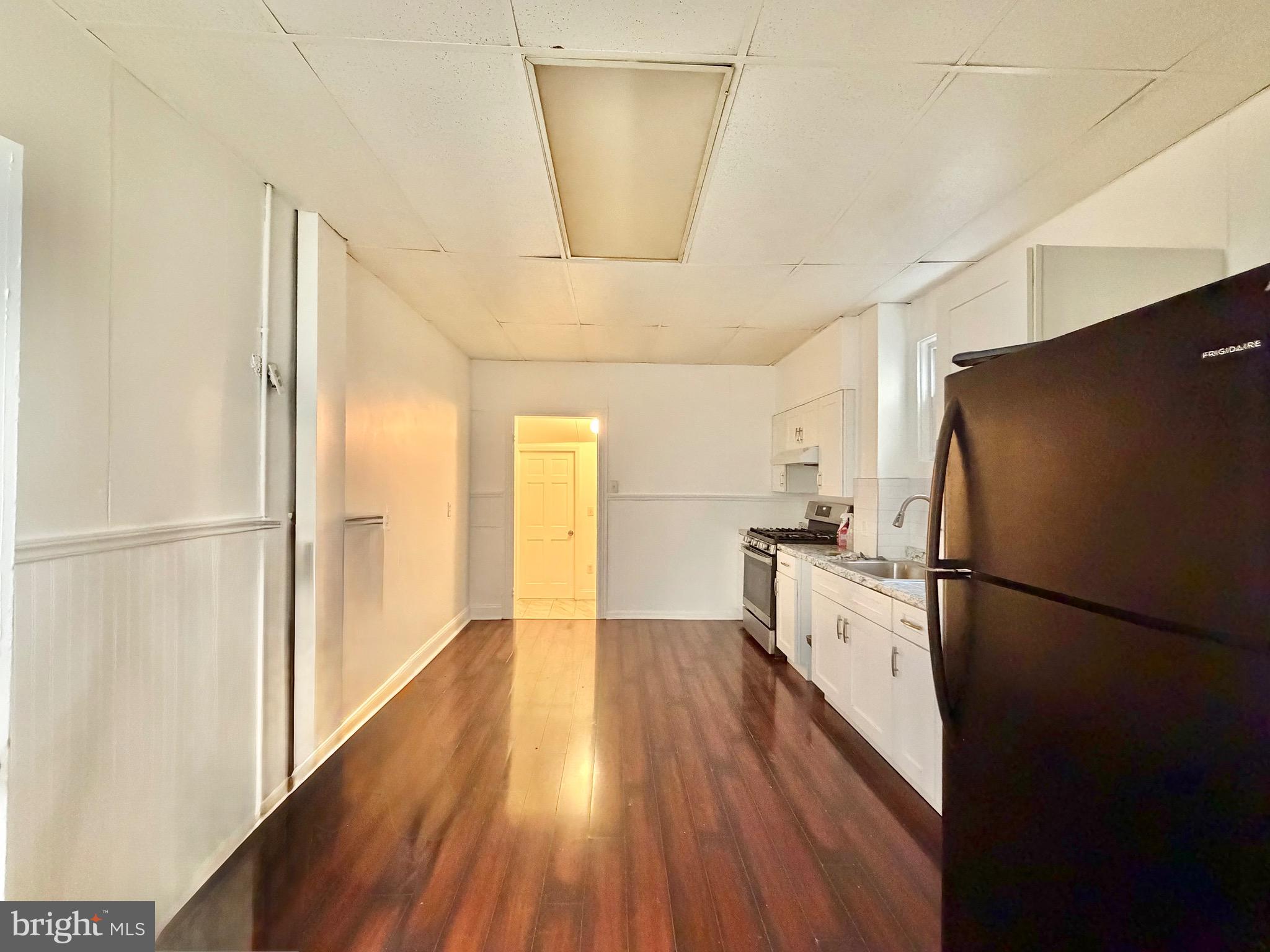 122 Landing Street Trenton, NJ 08611 - Photo 7 of 23