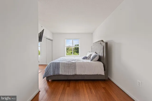 $2,000 | 3101 North Hampton Drive, Unit 606, Alexandria, VA 22302