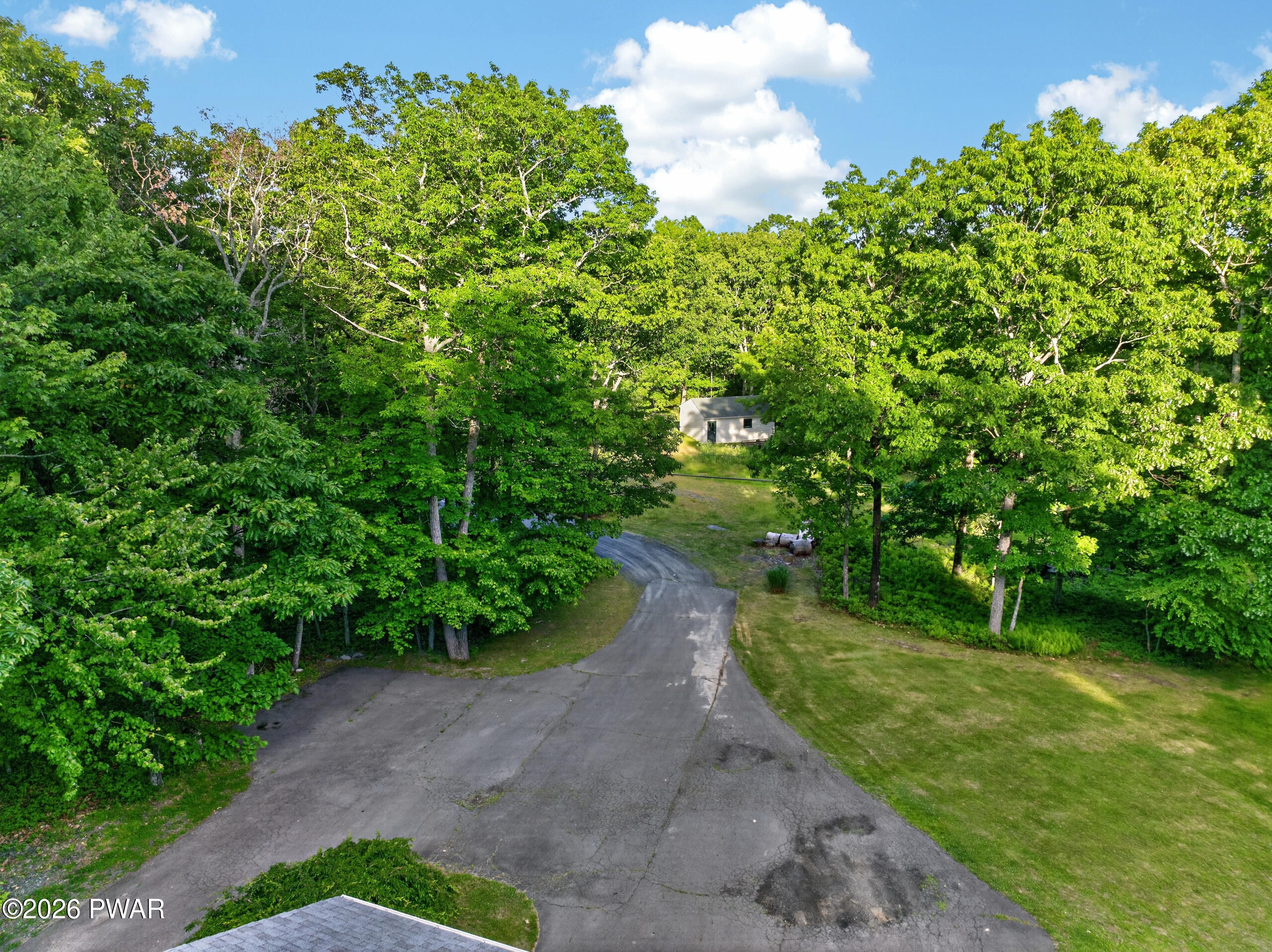 438 Cummins Hill Road Milford, PA 18337 - Photo 23 of 64