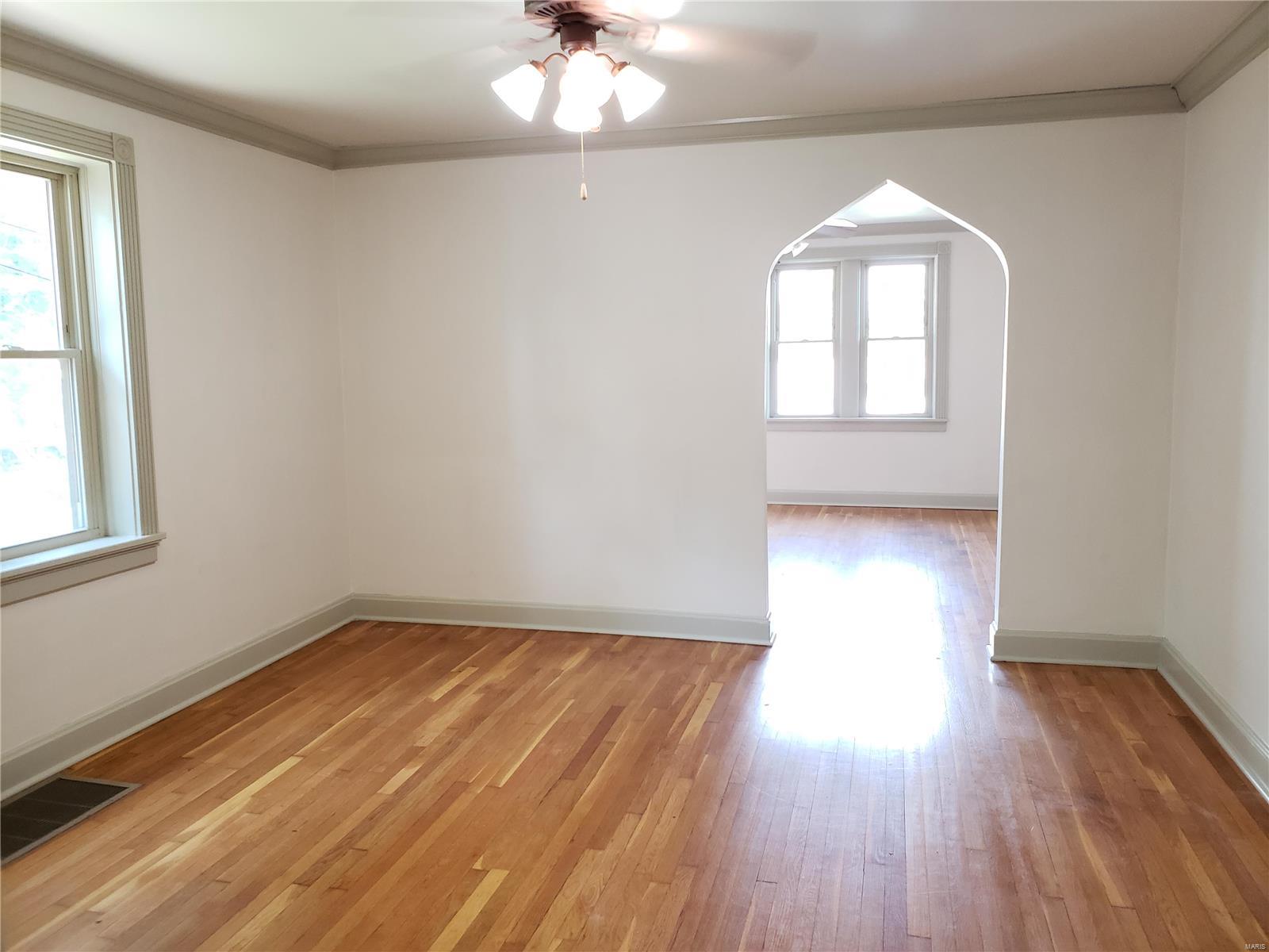 1713 Telegraph Road St. Louis, MO 63125 - Photo 3 of 9 Gallery Image 3