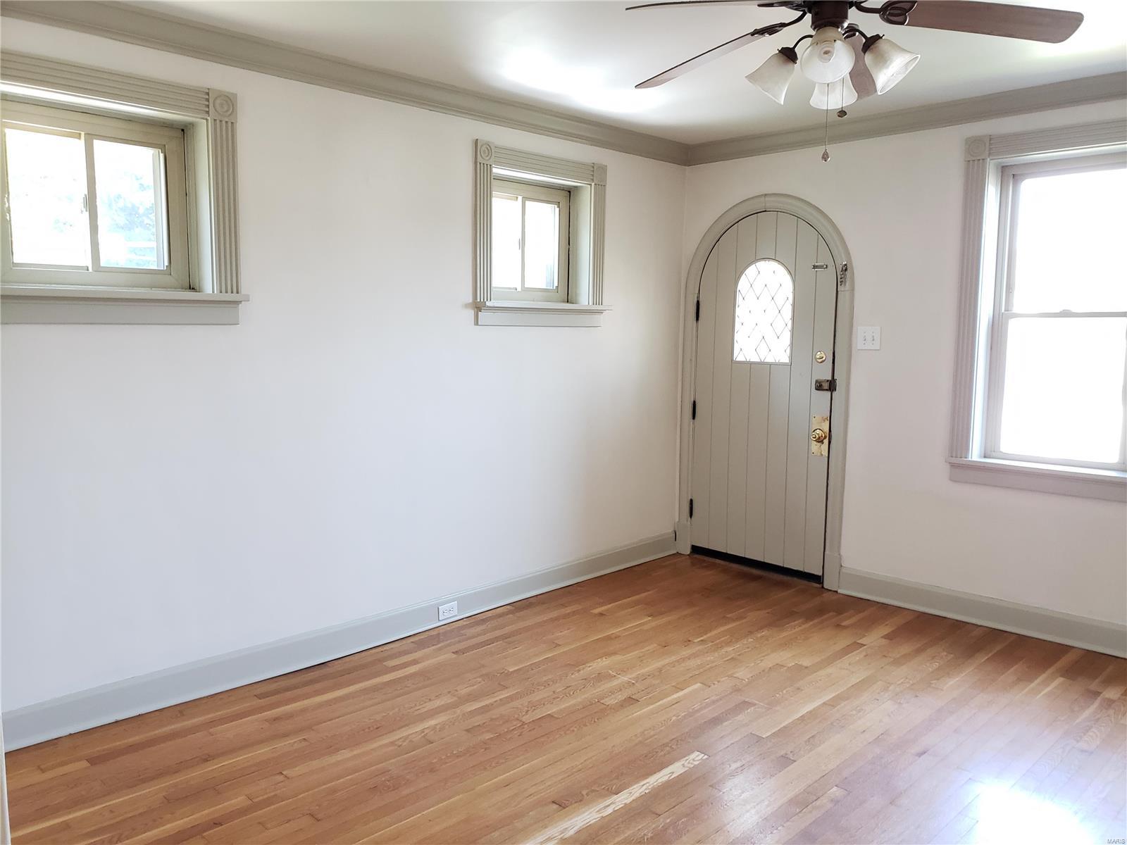 1713 Telegraph Road St. Louis, MO 63125 - Photo 8 of 9 Gallery Image 8
