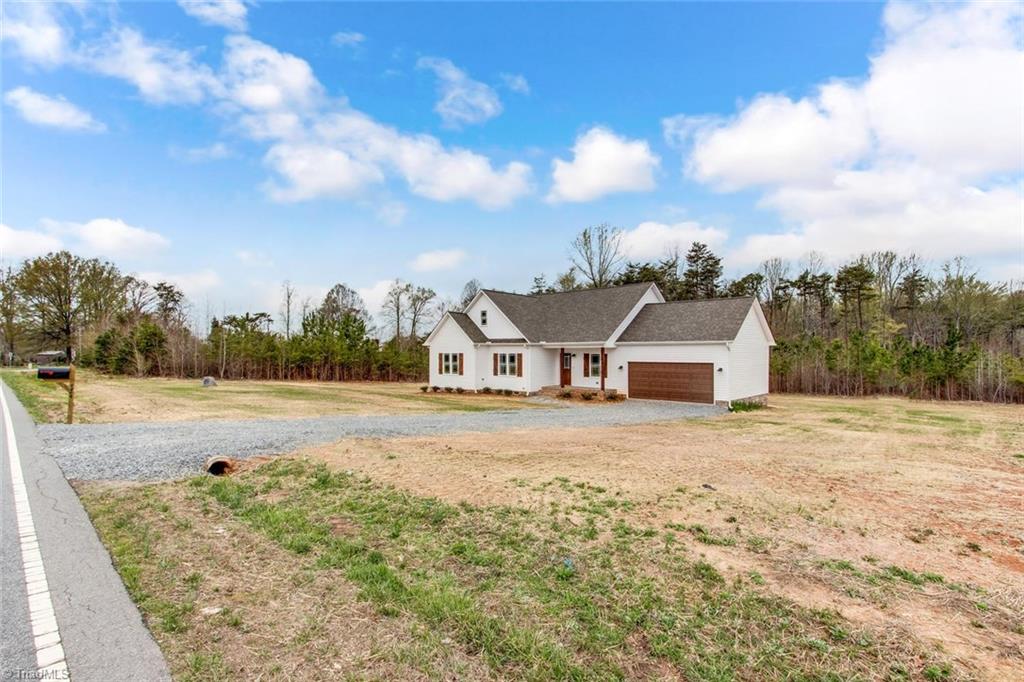 724 Dan Valley Road Madison, NC 27025 - Photo 2 of 30 Gallery Image 2