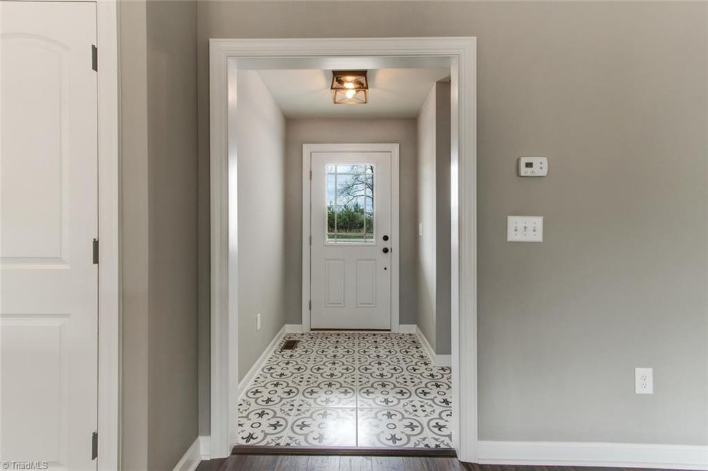 724 Dan Valley Road Madison, NC 27025 - Photo 6 of 30 Gallery Image 6