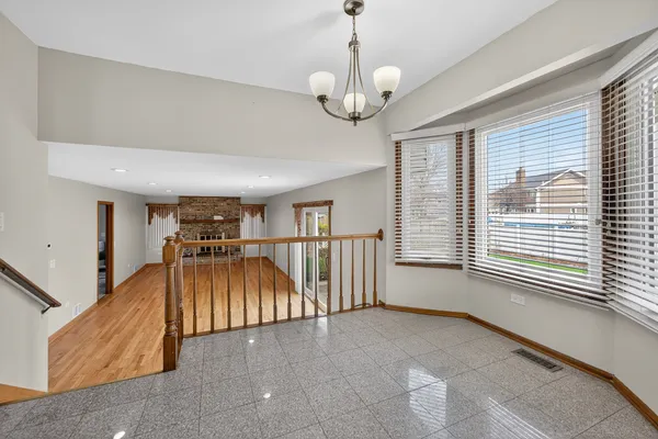 $579,000 | 1281 Scarlet Drive, Addison, IL 60101