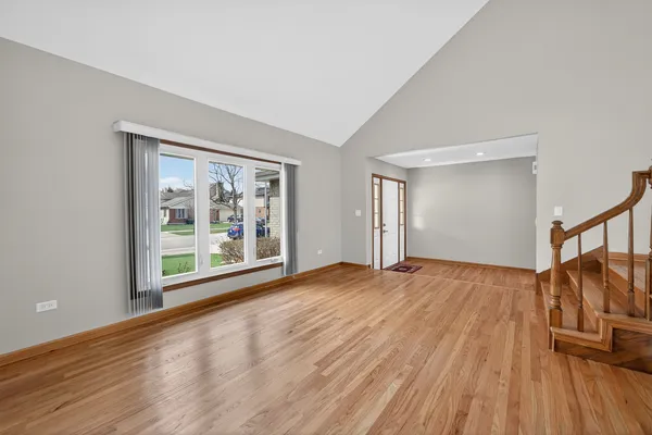 $579,000 | 1281 Scarlet Drive, Addison, IL 60101