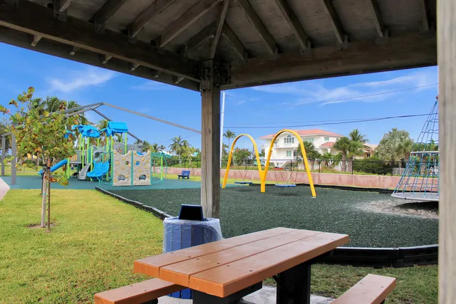 $1,250,000 | 308 Sombrero Beach Road, Unit 2 & 4, Marathon, FL 33050