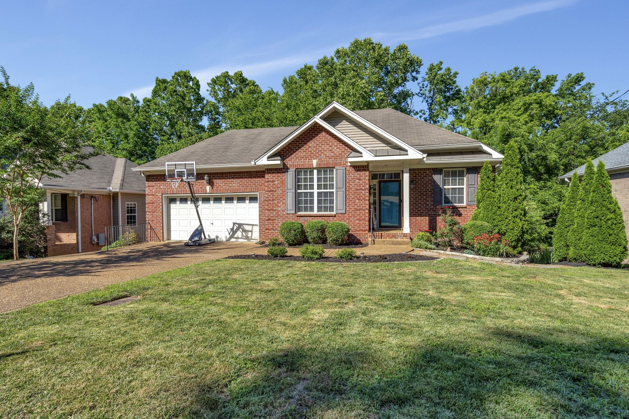 1012 Fitzpatrick Road Nashville, TN 37214 - Photo 4 of 36 Gallery Image 4