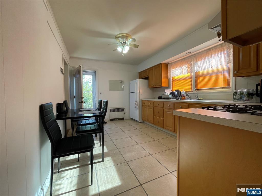 21 Barrows Avenue, Unit 1 Rutherford, NJ 07070 - Photo 5 of 10 Gallery Image 5