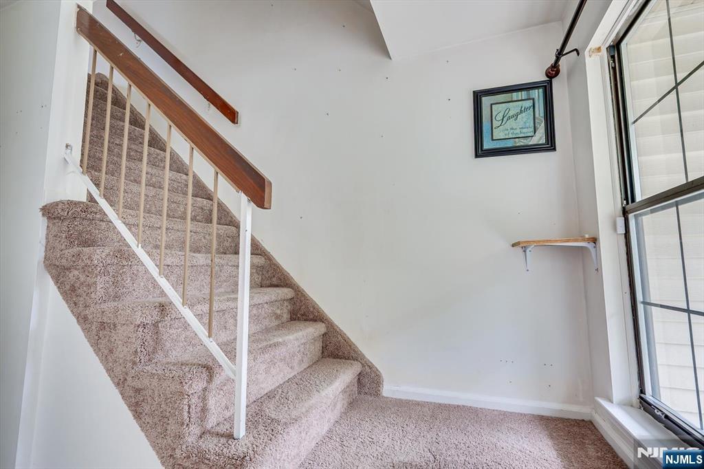 503 Timber Oaks Road, Unit 503 Edison, NJ 08820 - Photo 21 of 43 Gallery Image 21