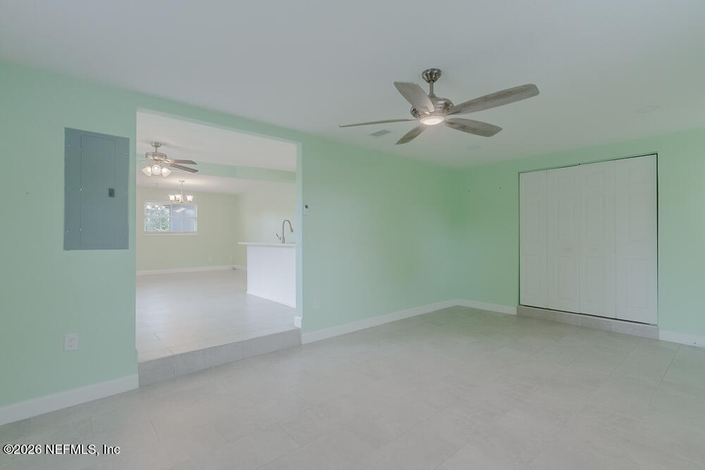 402 Skate Road Atlantic Beach, FL 32233 - Photo 10 of 31 20241109_skate_rd_8048