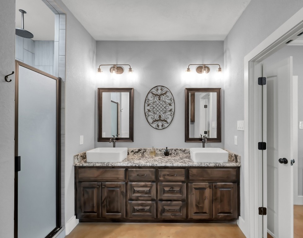 130 Cedar Court Magnolia, TX 77355 - Photo 12 of 26 Primary bathroom with custom vanity and double sinks