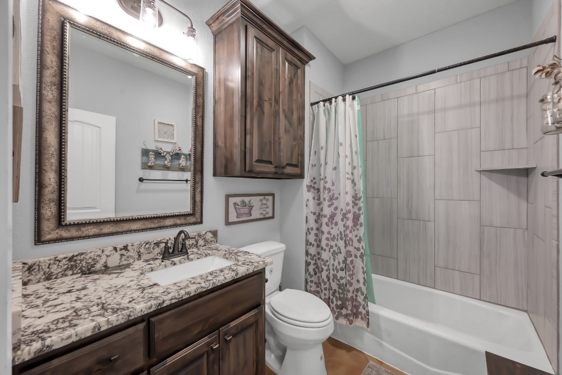 130 Cedar Court Magnolia, TX 77355 - Photo 15 of 26 Full bathroom