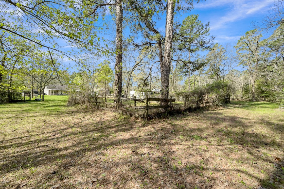130 Cedar Court Magnolia, TX 77355 - Photo 22 of 26 Angle of property from the back left fence line