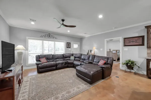 $463,000 | 130 Cedar Court, Magnolia, TX 77355