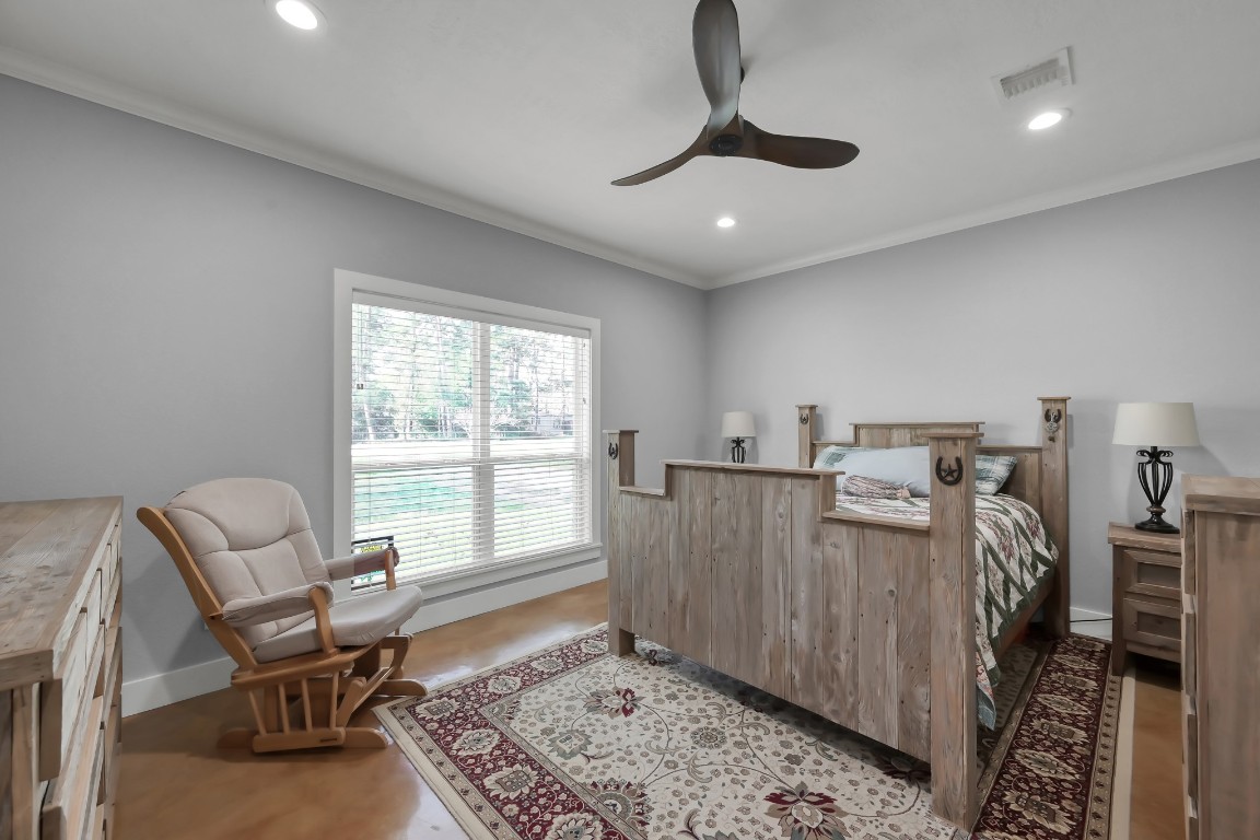 130 Cedar Court Magnolia, TX 77355 - Photo 10 of 26 Primary bedroom