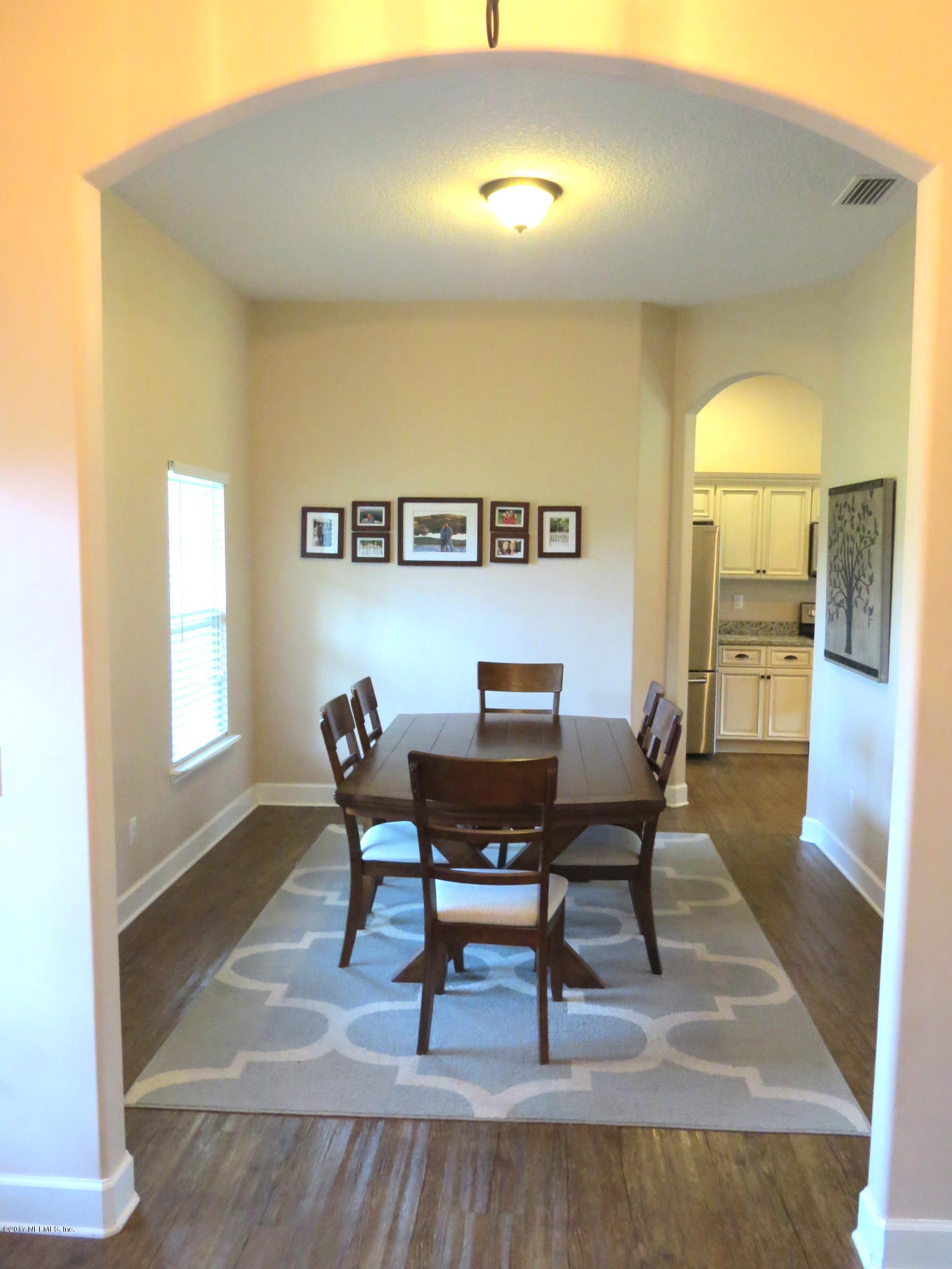 55051 Countree Life Way Hilliard, FL 32046 - Photo 11 of 22 Dining room
