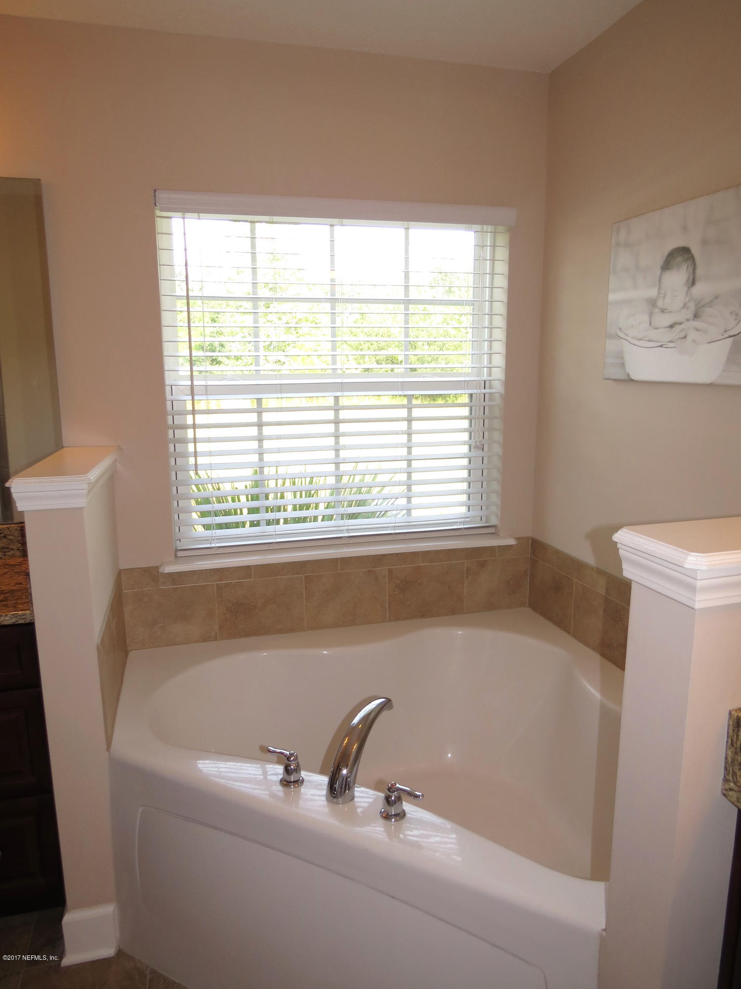 55051 Countree Life Way Hilliard, FL 32046 - Photo 17 of 22 Master bath