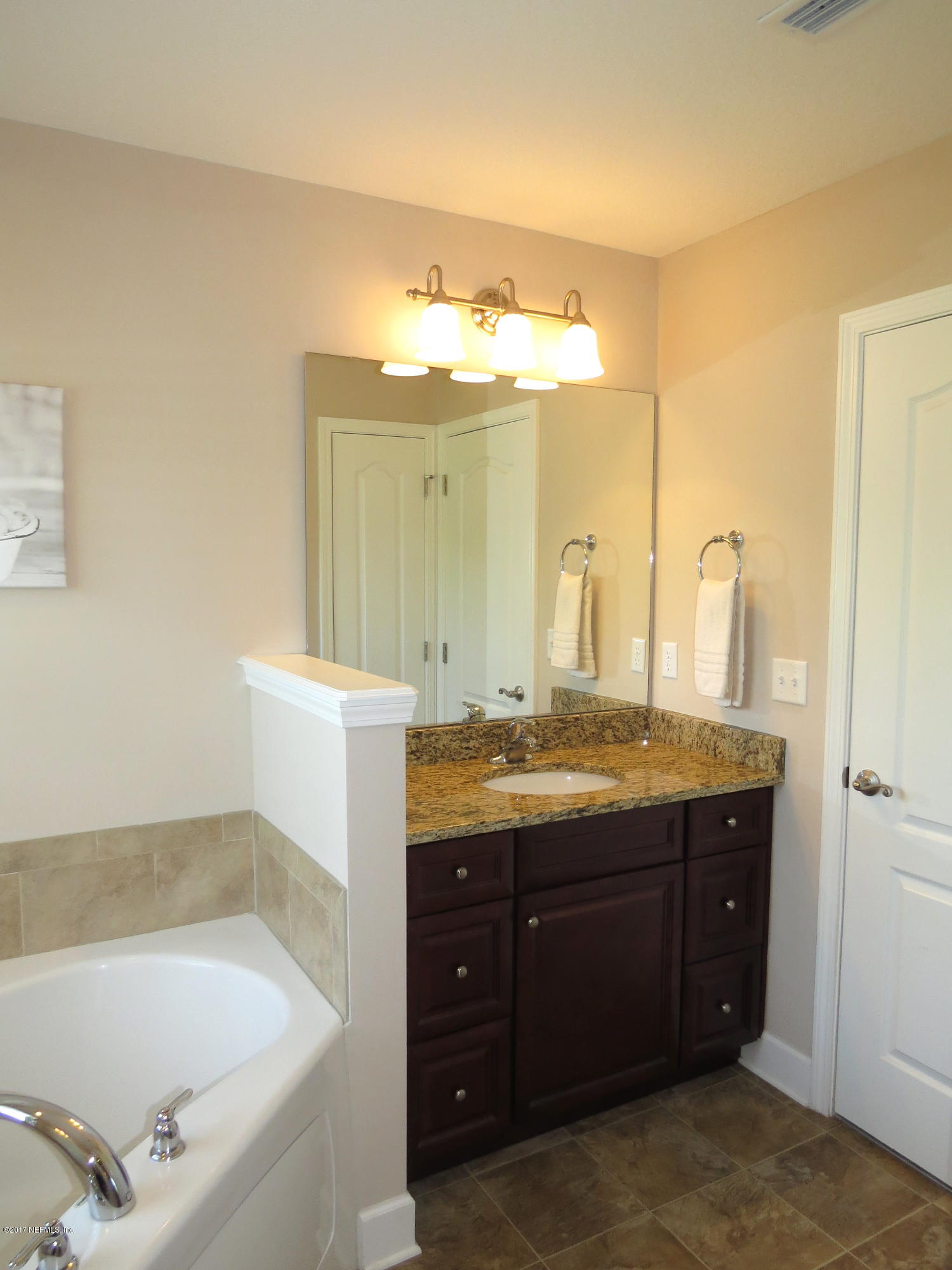 55051 Countree Life Way Hilliard, FL 32046 - Photo 19 of 22 Master bath