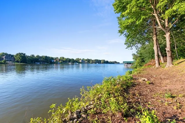 $799,900 | 2420 Old Plank Road, De Pere, WI 54115