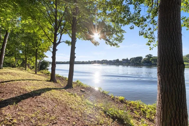 $799,900 | 2420 Old Plank Road, De Pere, WI 54115