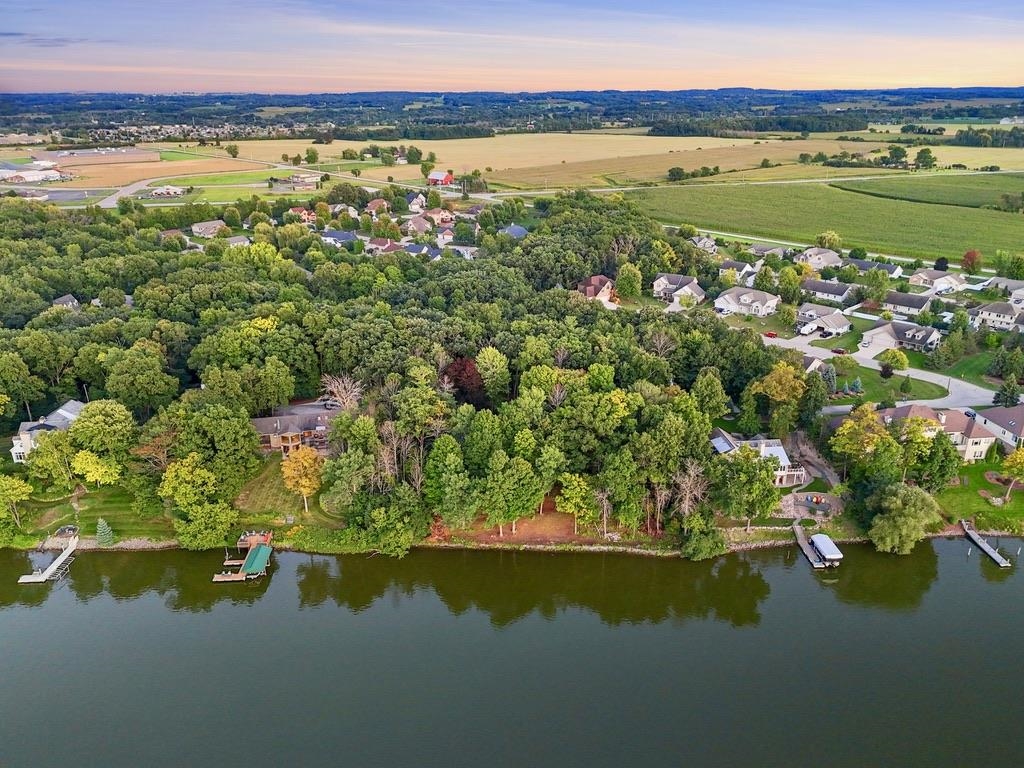 2420 Old Plank Road De Pere, WI 54115 - Photo 23 of 59