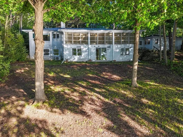 $799,900 | 2420 Old Plank Road, De Pere, WI 54115