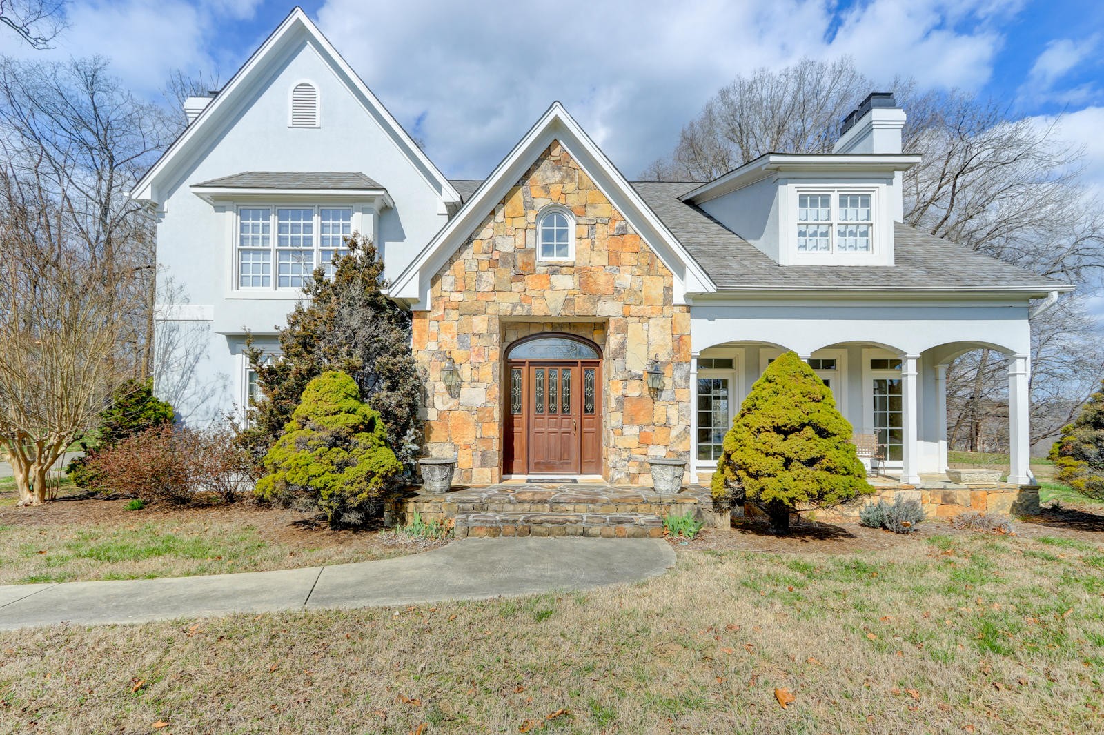 15 Raintree Place Oak Ridge, TN 37830 - Photo 1 of 39 Gallery Image 1