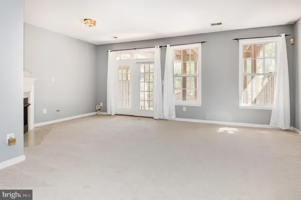 $3,300 | 18818 Silverwood Terrace, Leesburg, VA 20176