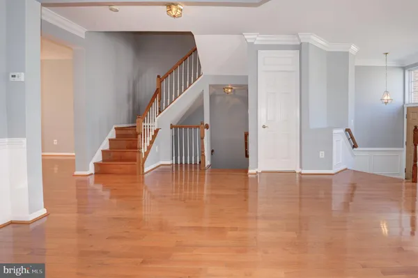 $3,300 | 18818 Silverwood Terrace, Leesburg, VA 20176