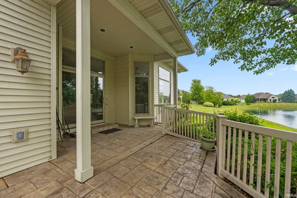 $879,900 | 1618 Autumn Run, Fort Wayne, IN 46845