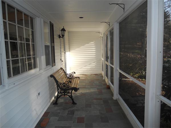 45 Meadow Brook Road Norwell, MA 02061 - Photo 3 of 18 Gallery Image 3