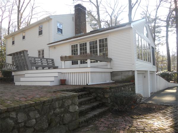 45 Meadow Brook Road Norwell, MA 02061 - Photo 4 of 18 Gallery Image 4