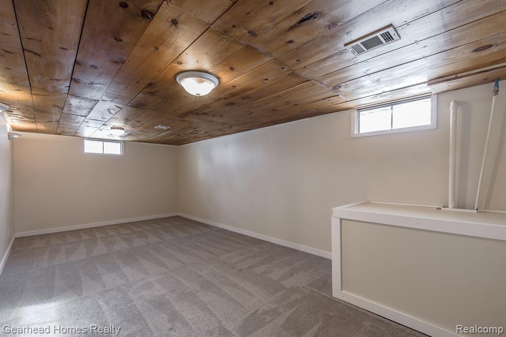 12749 Shaffer Road Davisburg, MI 48350 - Photo 35 of 98 Gallery Image 35