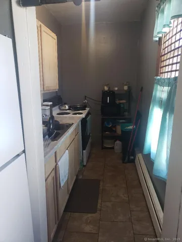 $350,000 | 39 Putnam Street, Hartford, CT 06106