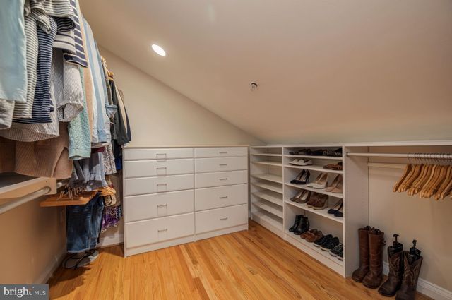 $701,000 | 5053 Minda Court, Alexandria, VA 22304