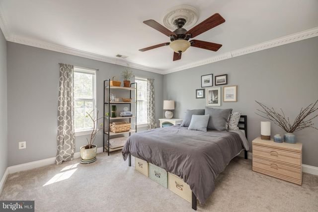 $701,000 | 5053 Minda Court, Alexandria, VA 22304