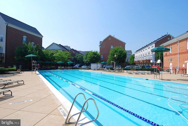 $701,000 | 5053 Minda Court, Alexandria, VA 22304