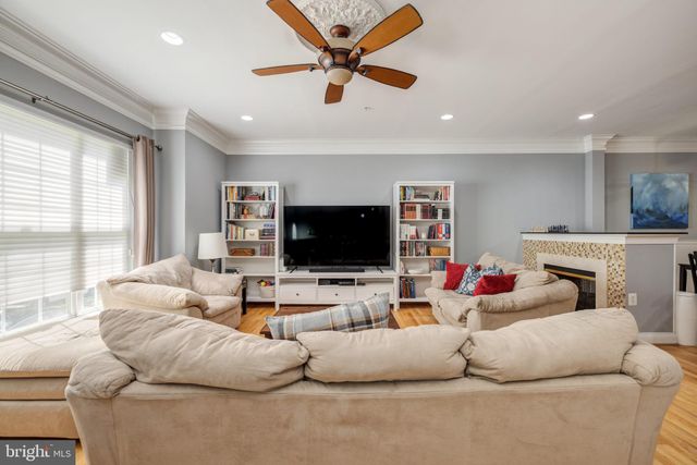 $701,000 | 5053 Minda Court, Alexandria, VA 22304