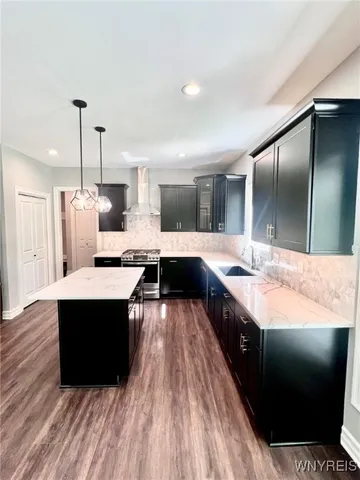 $699,900 | 7290 Woodhaven Drive, Lockport Town, NY 14094