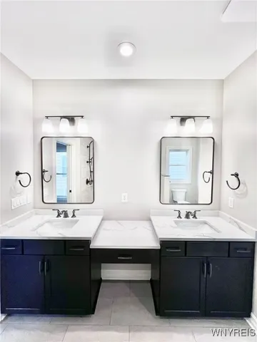 $699,900 | 7290 Woodhaven Drive, Lockport Town, NY 14094