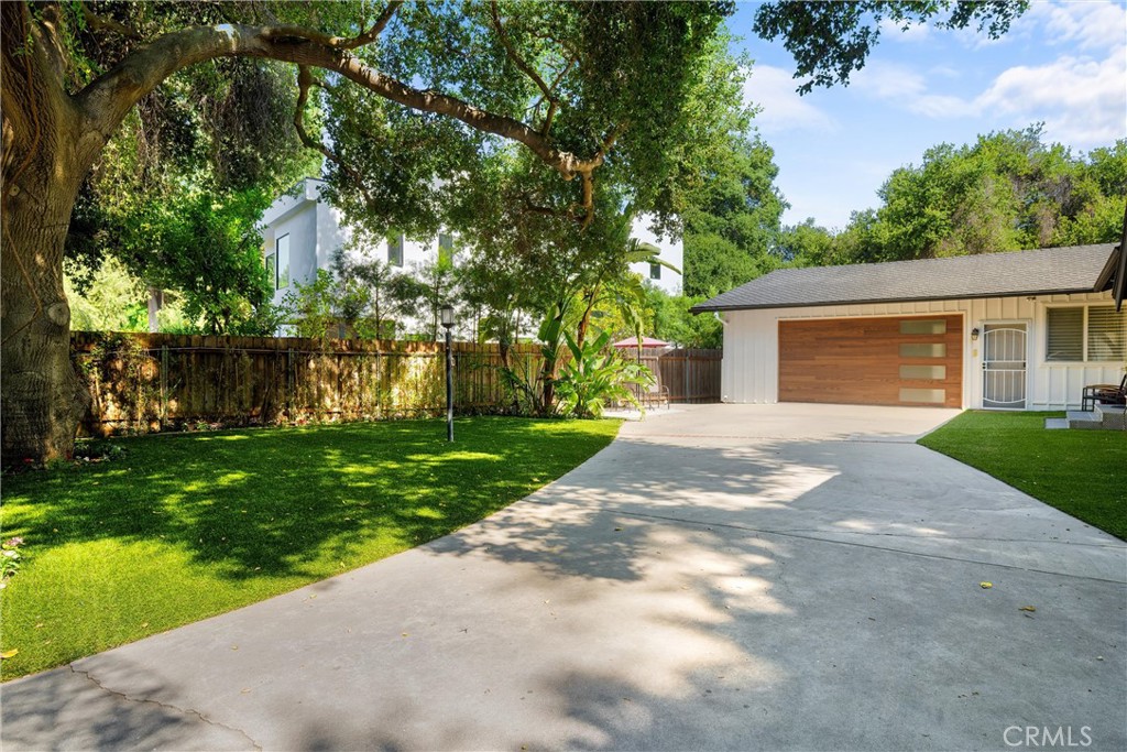 22959 Humming Bird Way Calabasas, CA 91302 - Photo 3 of 59 room for 5 more cars parking inside the property