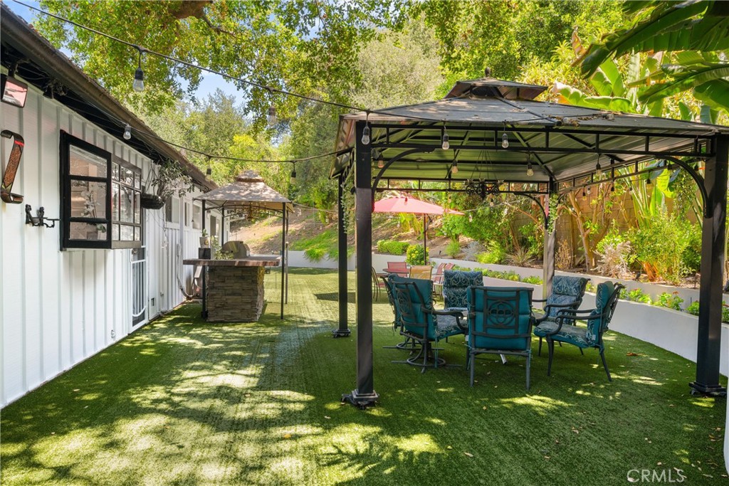 22959 Humming Bird Way Calabasas, CA 91302 - Photo 48 of 59 side of the house